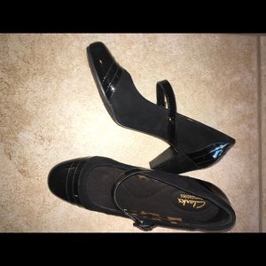 Heel black patent and suede 3” stack heel